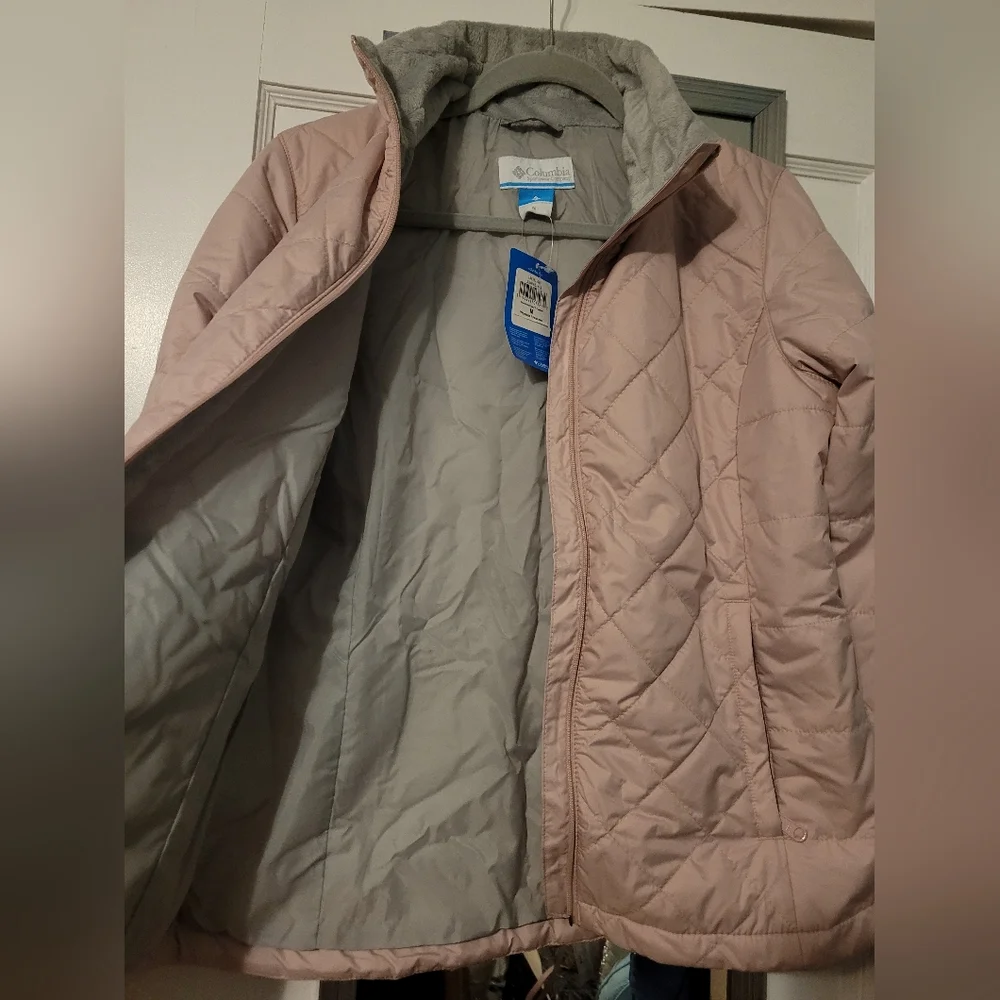 🆕️Columbia Sportswear Co Womens Down Puffer Jacket- Pale Pink - Picture 3 of 9